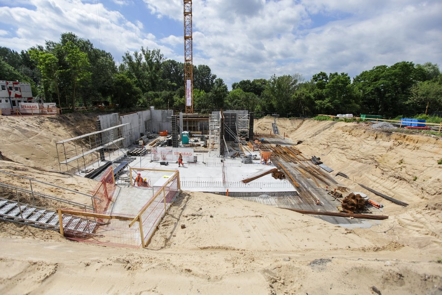 Ceremonia wmurowania kamienia węgielnego pod budowę Centrum Medycyny Weterynaryjnej UMK, fot. Szymon Zdziebło/tarantoga.pl dla UMWKP