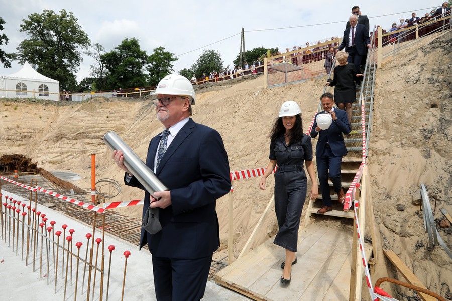 Uroczystość wmurowania kamienia węgielnego pod budowę Centrum Medycyny Weterynaryjnej UMK, fot. Andrzej Romański/UMK