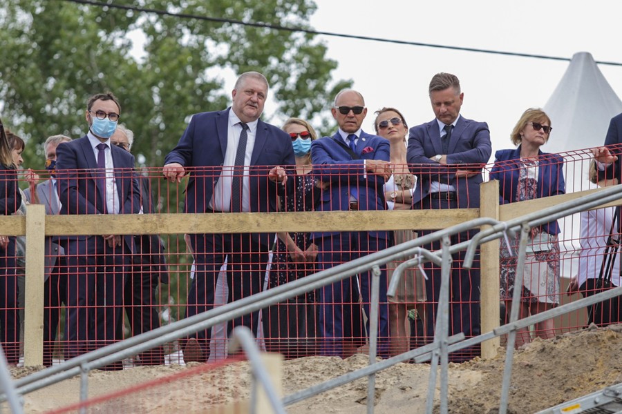 Ceremonia wmurowania kamienia węgielnego pod budowę Centrum Medycyny Weterynaryjnej UMK, fot. Szymon Zdziebło/tarantoga.pl dla UMWKP