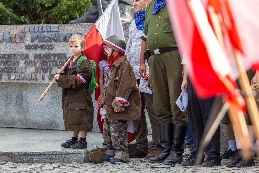 Obchody 76. rocznicy wybuchu Powstania Warszawskiego w Toruniu, fot. Szymon Zdziebło/tarantoga.pl dla UMWKP