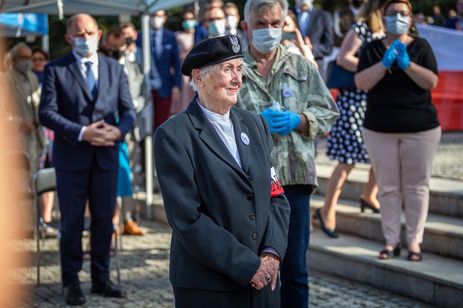 Obchody 76. rocznicy wybuchu Powstania Warszawskiego w Toruniu, fot. Szymon Zdziebło/tarantoga.pl dla UMWKP