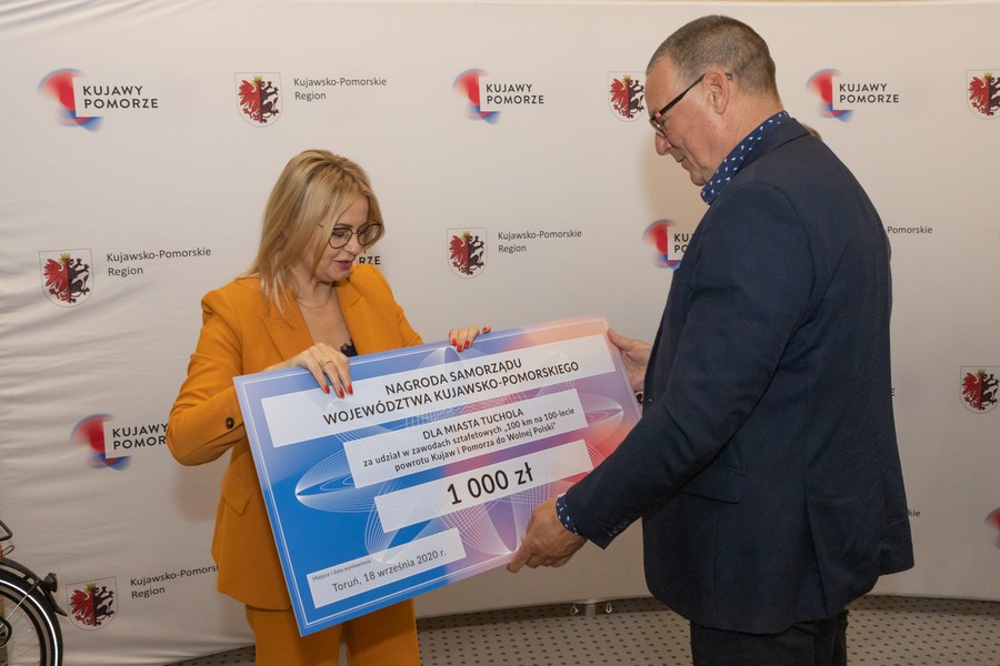 Wręczenie nagród „100 na 100”, fot. Mikołaj Kuras dla UMWKP