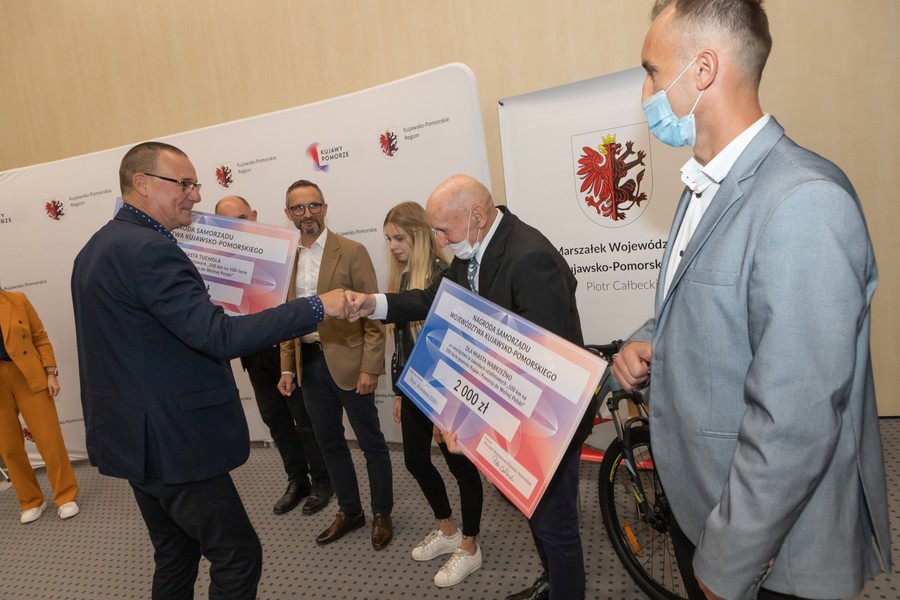 Wręczenie nagród „100 na 100”, fot. Mikołaj Kuras dla UMWKP