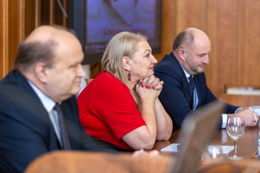 Spotkanie z kadrą Kujawsko-Pomorskiej Szkoły Internetowej, fot. Szymon Zdziebło/tarantoga.pl dla UMWKP