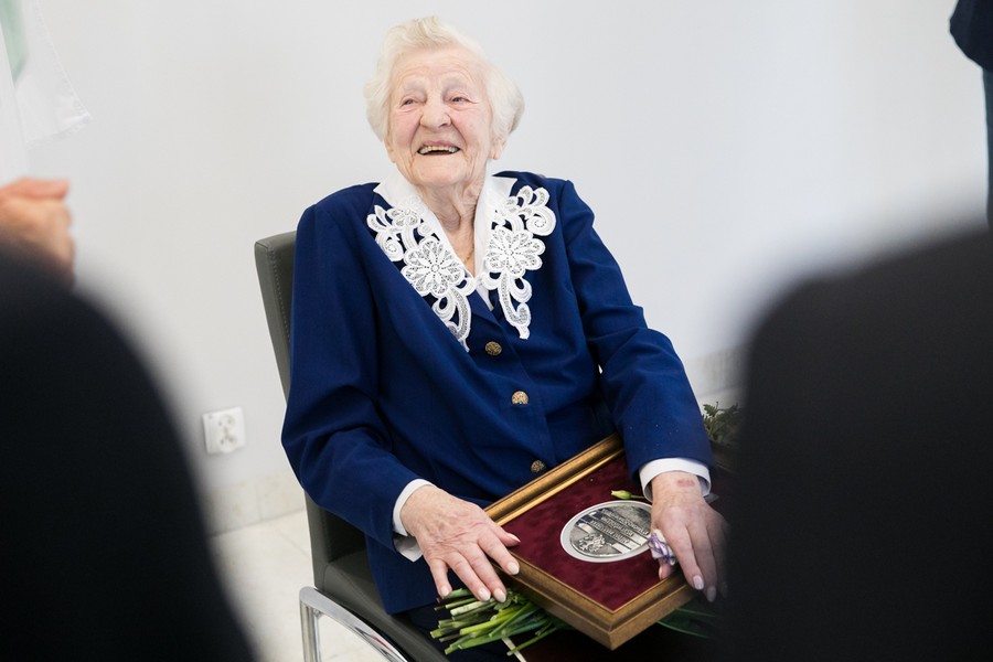 Uroczystość wręczenia medalu Unitas Durat pani Marii Gronowskiej, fot. Andrzej Goiński/UMWKP