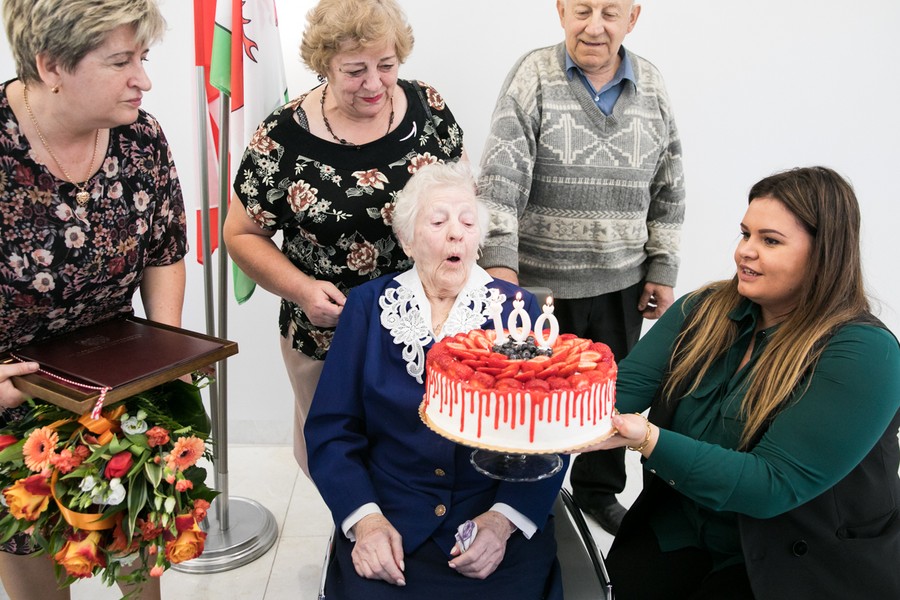 Uroczystość wręczenia medalu Unitas Durat pani Marii Gronowskiej, fot. Andrzej Goiński/UMWKP