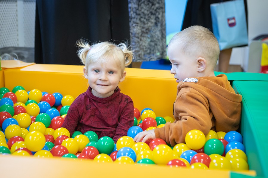 Otwarcie klubu dziecięcego w Radzyniu Chełmińskim, fot. Mikołaj Kuras dla UMWKP