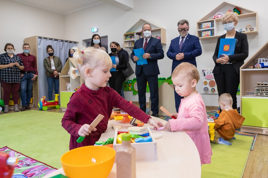 Otwarcie klubu dziecięcego w Radzyniu Chełmińskim, fot. Mikołaj Kuras dla UMWKP