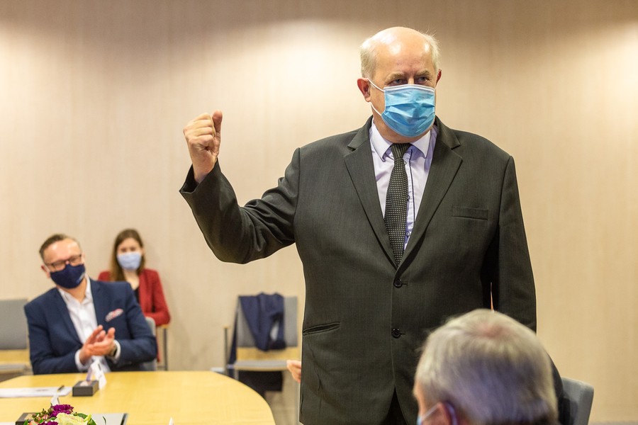 Podpisanie umowy na budowę obwodnicy Lubrańca, fot. Szymon Zdziebło tarantoga.pl dla UMWKP