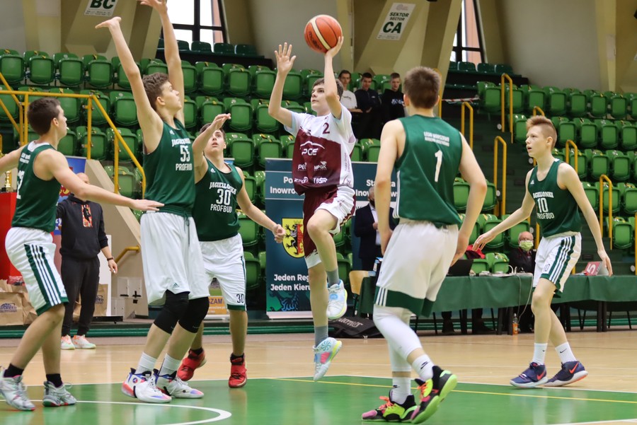 Rozgrywki w trakcie turnieju Kasper Cup, fot. Archiwum SKS Kasprowicz Inowrocław