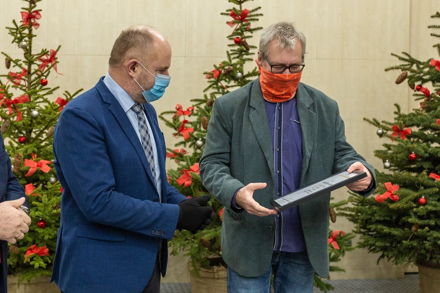 Uroczystość wręczenia nagród dla dziennikarzy – laureatów konkursu „Fundusze europejskie dla Kujawsko-Pomorskiego” w kategoriach: prasa/internet, radio i tv/tv internetowa, fot. Szymon Zdziebło/tarantoga.pl dla UMWKP