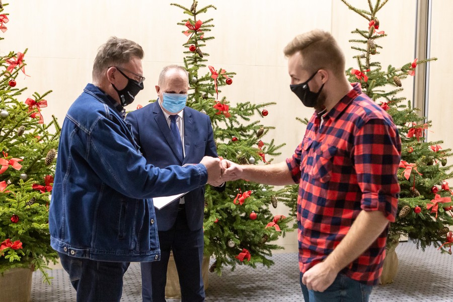 Spotkanie z laureatami konkursu fotograficznego „Kujawsko-Pomorskie: podoba mi się”, fot. Szymon Zdziebło tarantoga.pl dal UMWKP