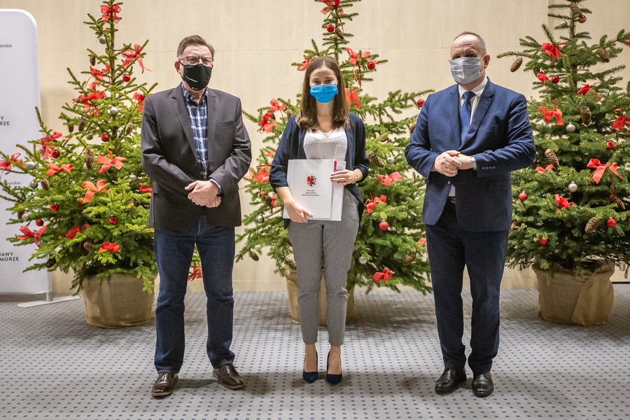 Spotkanie z laureatami konkursu fotograficznego „Kujawsko-Pomorskie: podoba mi się”, fot. Szymon Zdziebło tarantoga.pl dal UMWKP