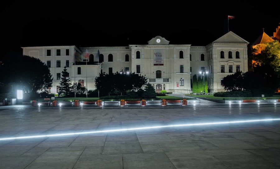 III miejsce w kategorii fotoreportaż - Paweł Chocieszyński - Rewitalizacja Starego Rynku w Bydgoszczy