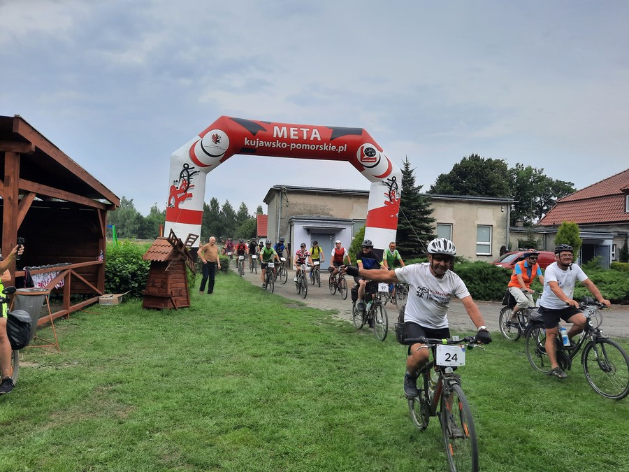 Jakubowa Sztafeta Rowerowa. Etap 2. Mogilno. 2021.07.25 fot. Dorota Grzybowska