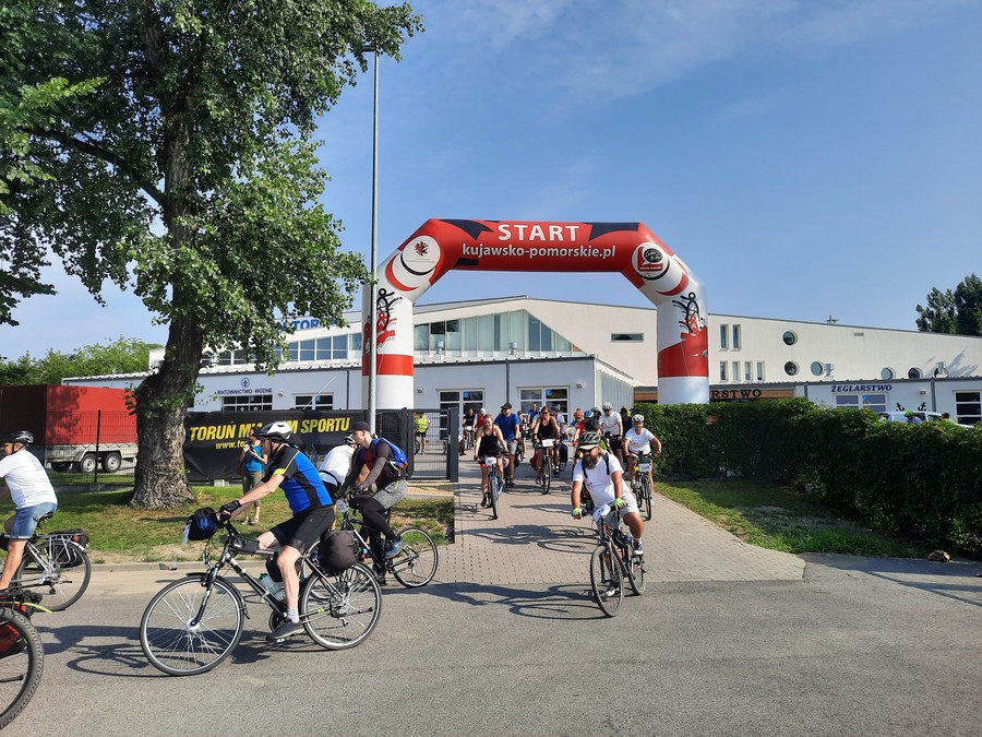 Jakubowa Sztafeta Rowerowa. Etap 2. Toruń. 2021.07.25 fot. Mikołaj Kuras