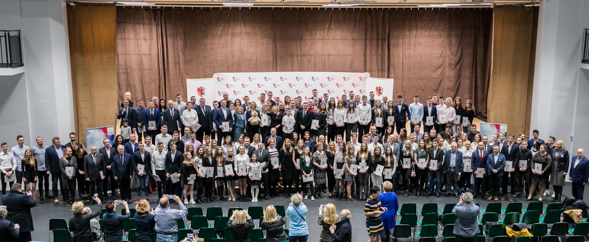 Nagrody dla sportowców, fot. Andrzej Goinski/UMWKP