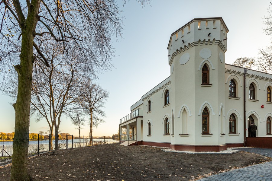 Pałacyk przy Mysiej Wieży w Kruszwicy, październik 2020, fot. Filip Kowalkowski dla UMWK-P