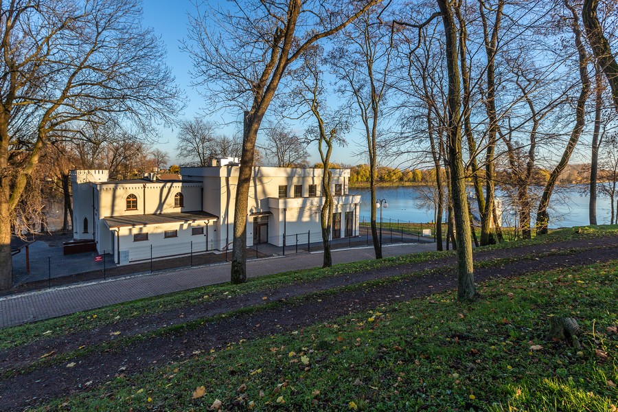 Nowa siedziba Nadgoplańskiego Parku Tysiąclecia, fot. Szymon Zdziebło/tarantoga.pl dla UMWKP