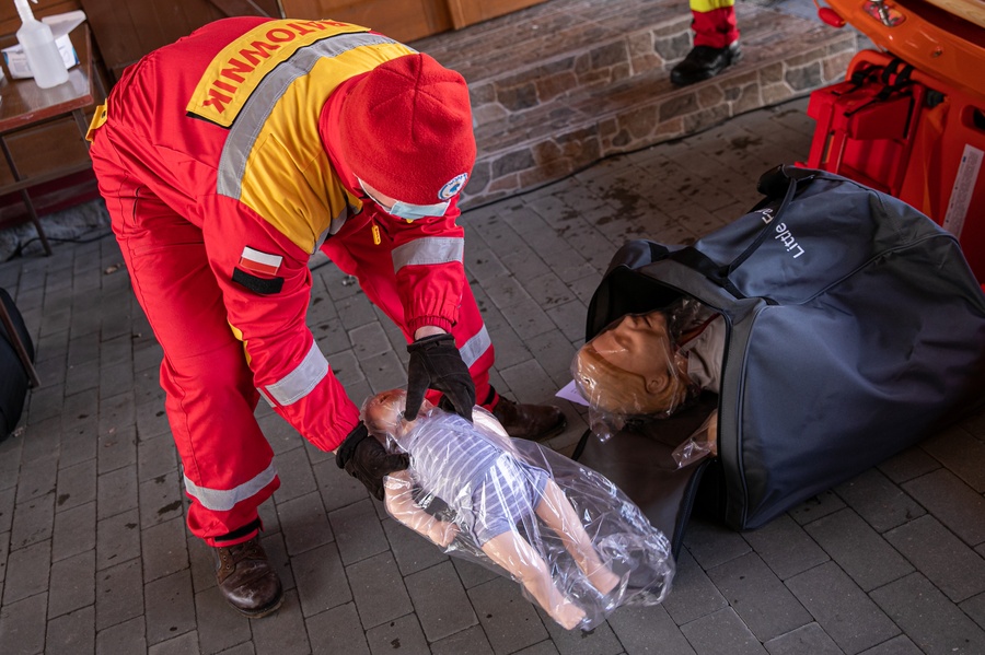 Uroczystość wręczenia sprzętu przedstawicielom WOPR, fot. Andrzej Goiński/UMWKP
