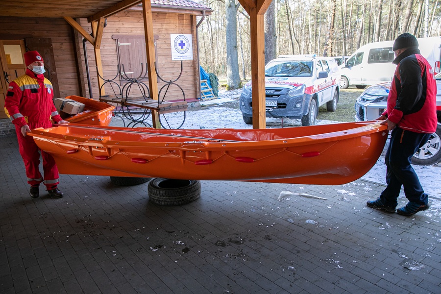 Uroczystość wręczenia sprzętu przedstawicielom WOPR, fot. Andrzej Goiński/UMWKP