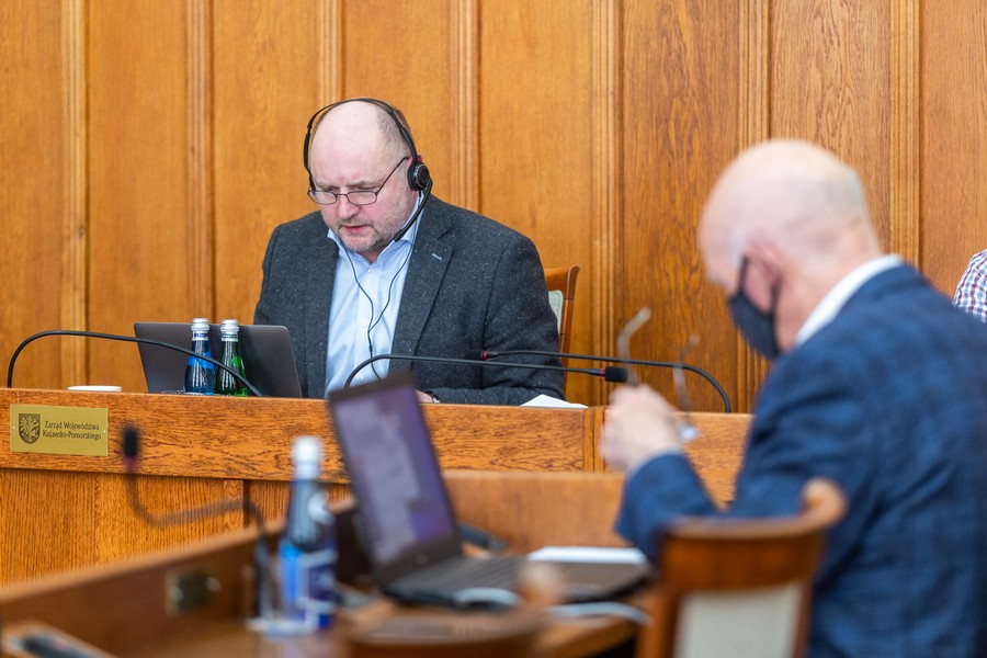 Sesja sejmiku województwa 26.04.21, fot. Szymon Zdziebło/tarantoga.pl dla UMWKP