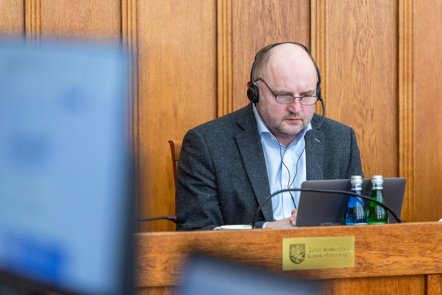 Sesja sejmiku województwa 26.04.21, fot. Szymon Zdziebło/tarantoga.pl dla UMWKP