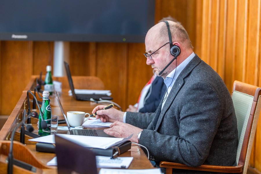 Sesja sejmiku województwa 26.04.21, fot. Szymon Zdziebło/tarantoga.pl dla UMWKP