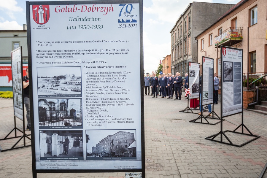 Uroczystość 70. rocznicy połączenia Golubia i Dobrzynia, fot. Szymon Zdziebło/tarantoga.pl dla UMWKP