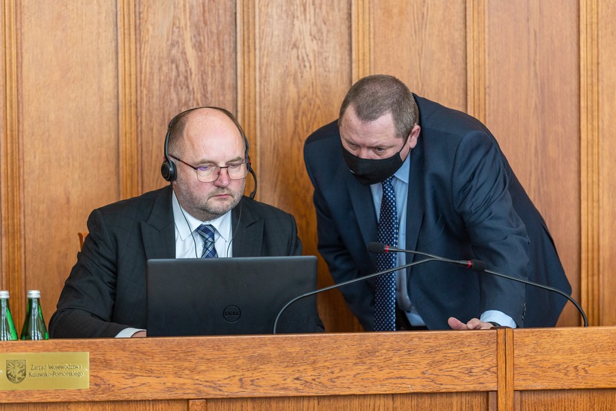 Sesja absolutoryjna sejmiku, 24 maja 2021, fot. Szymon Zdziebło/tarantoga.pl dla UMWKP