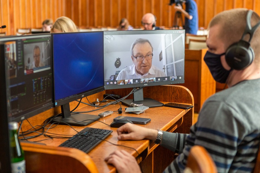 Sesja absolutoryjna sejmiku, 24 maja 2021, fot. Szymon Zdziebło/tarantoga.pl dla UMWKP