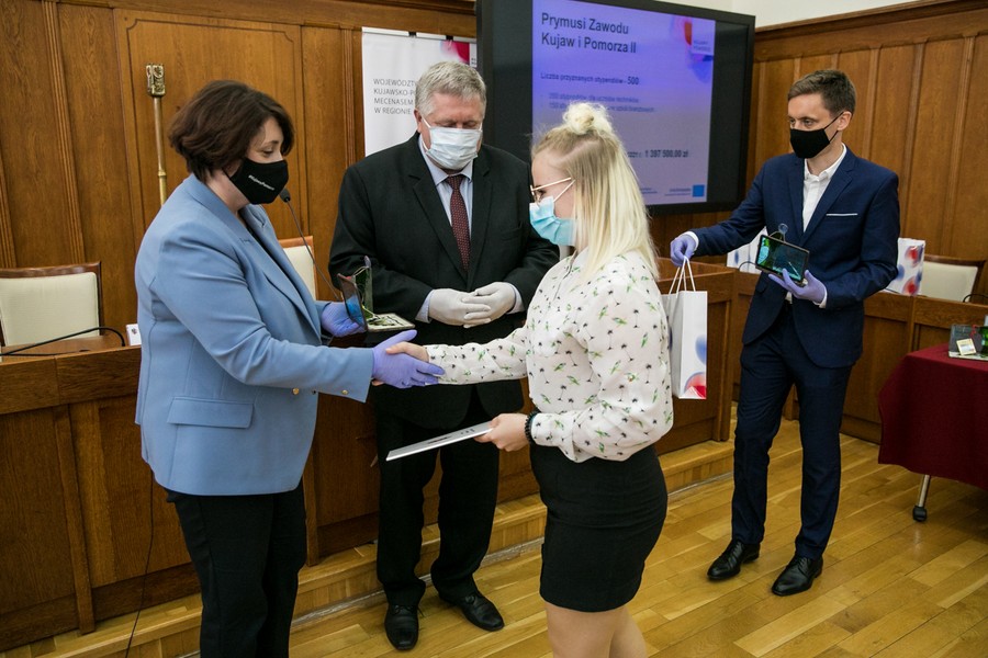 Gala wręczenia stypendium w programie Prymusi Zawodu Kujaw i Pomorza II, fot. Andrzej Goiński/UMWKP