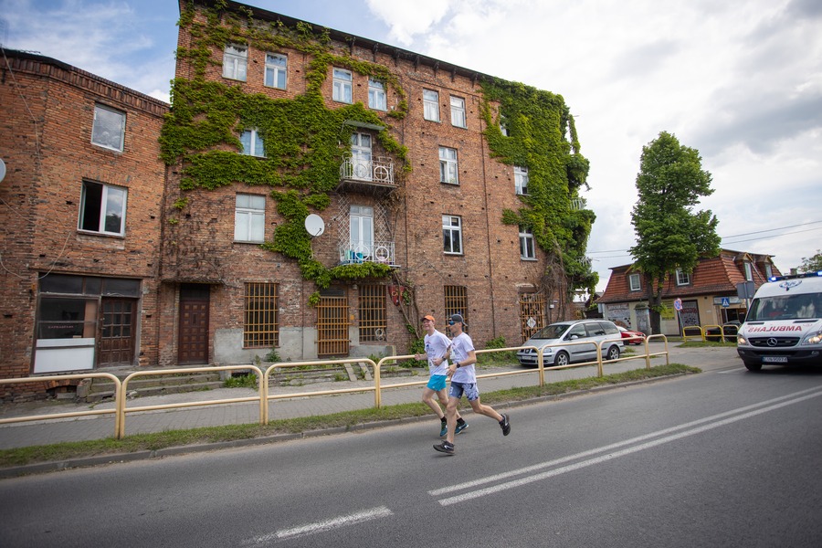 Bieg sztafetowy pamięci Bronisława Malinowskiego, fot. Mikołaj Kuras dla UMWKP