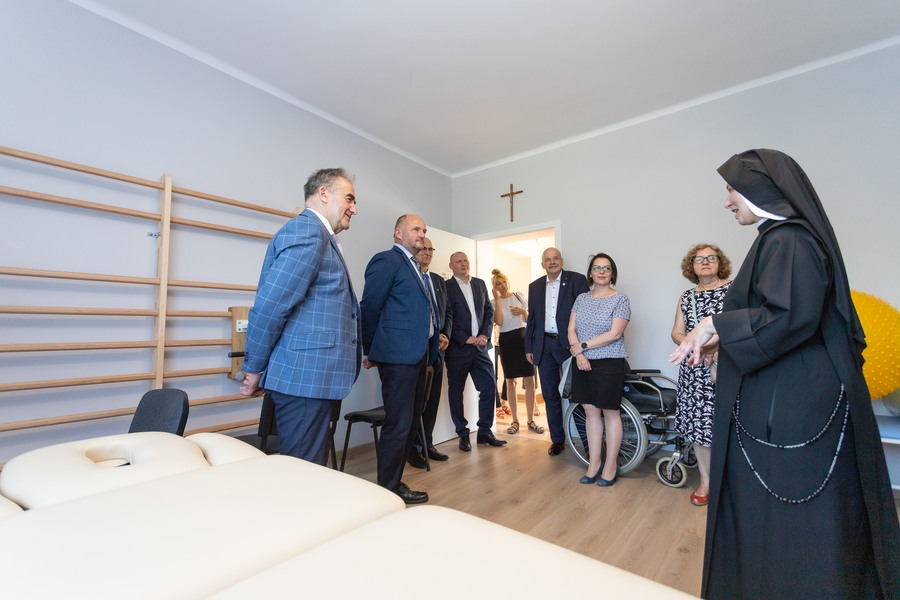 Otwarcie dziennego domu pobytu w Jabłonowie-Zamku, fot. Mikołaj Kuras dla UMWKP