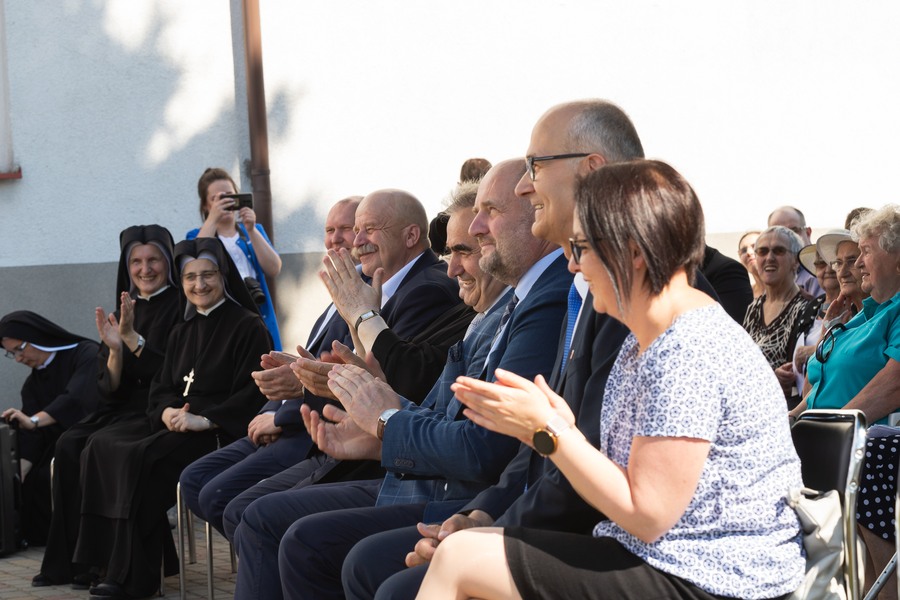 Otwarcie dziennego domu pobytu w Jabłonowie-Zamku, fot. Mikołaj Kuras dla UMWKP