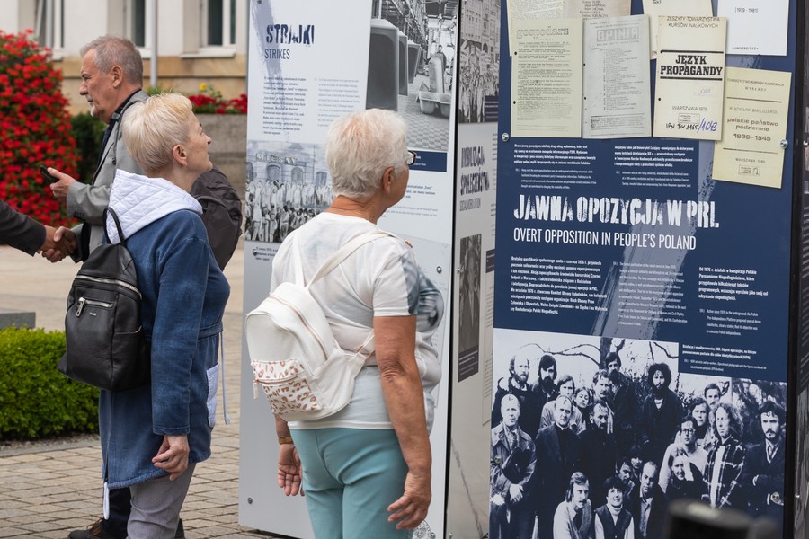 Otwarcie wystawy „TU rodziła się opozycja”, fot. Mikołaj Kuras dla UMWKP