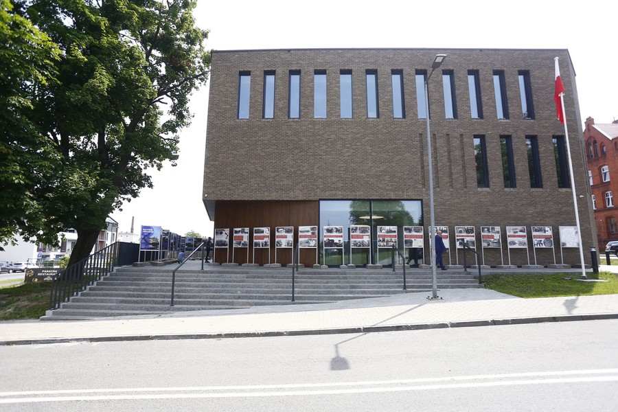 Otwarcie nowej siedziby IPN w Bydgoszczy, fot. Filip Kowalkowski dla UMWKP