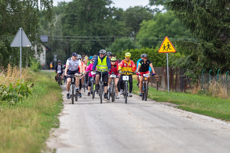 Tegoroczny rajd w Kruszwicy, fot. Szymon Zdziebło tarantoga.pl dla UMWKP
