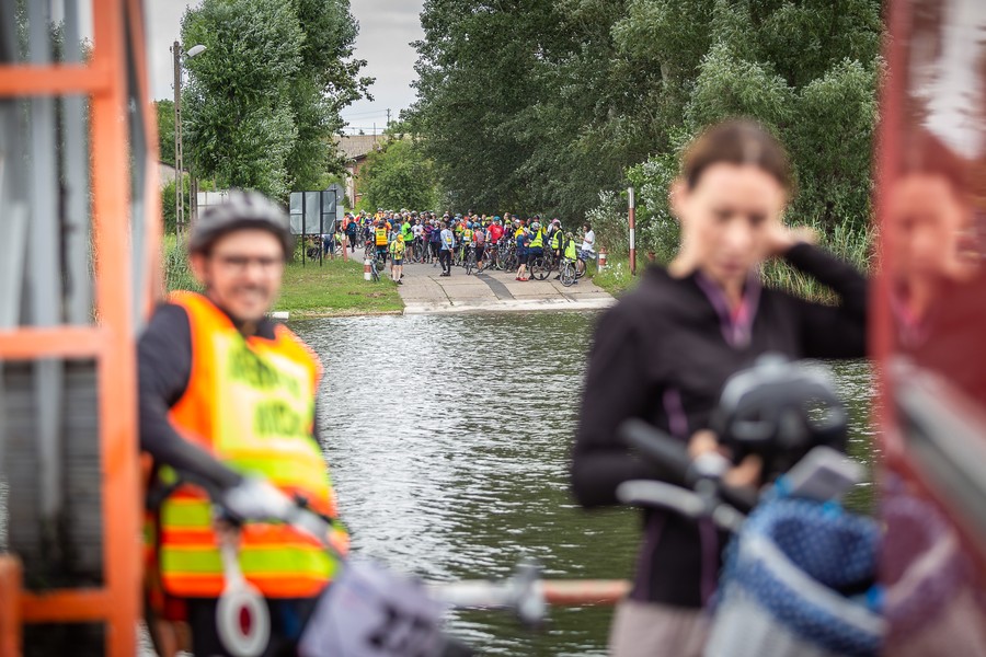 Tegoroczny rajd w Kruszwicy, fot. Szymon Zdziebło tarantoga.pl dla UMWKP