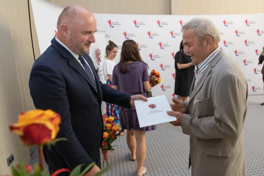 Wręczenie stypendiów artystycznych, fot. Mikołaj Kuras dla UMWKP