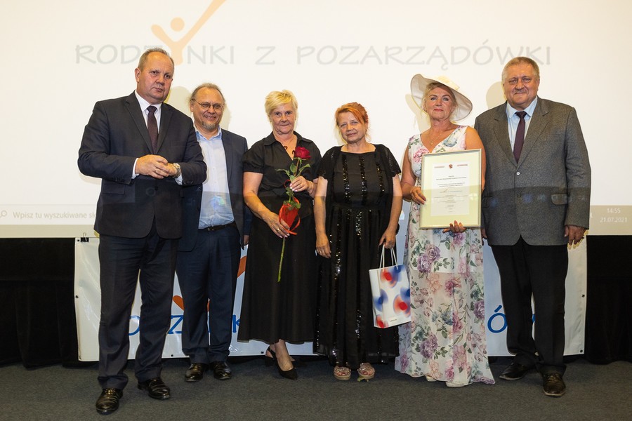 Uroczystość wręczenia nagród w konkursie „Rodzynki z pozarządówki”, fot. Mikołaj Kuras dla UMWKP