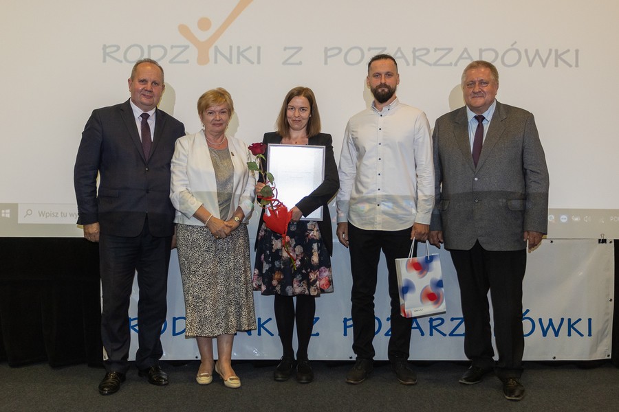 Uroczystość wręczenia nagród w konkursie „Rodzynki z pozarządówki”, fot. Mikołaj Kuras dla UMWKP