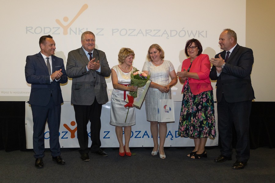 Uroczystość wręczenia nagród w konkursie „Rodzynki z pozarządówki”, fot. Mikołaj Kuras dla UMWKP