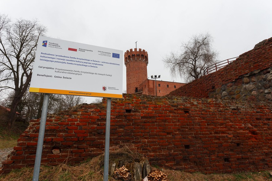 Remont zamku w Świeciu, fot. Filip Kowalkowski dla UMWKP