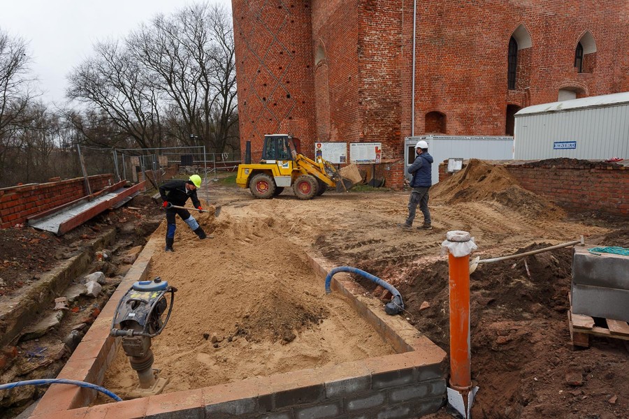 Remont zamku w Świeciu, fot. Filip Kowalkowski dla UMWKP