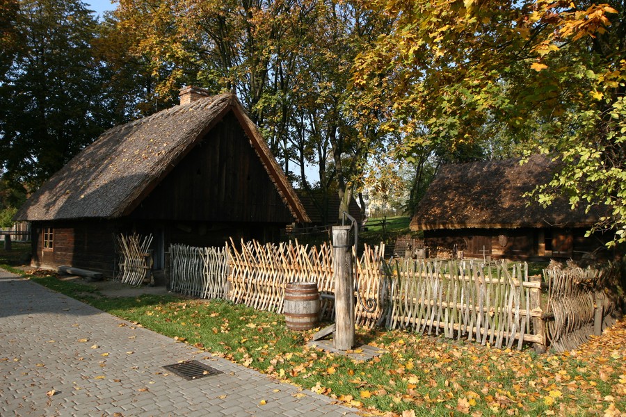 Dworek w Kłóbce, fot. Andrzej Goiński UMWKP