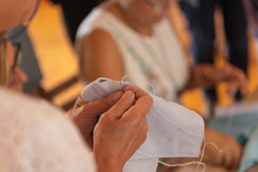 Warsztaty nauki haftu kujawskiego, fot. Mikołaj Kuras dla UMWKP