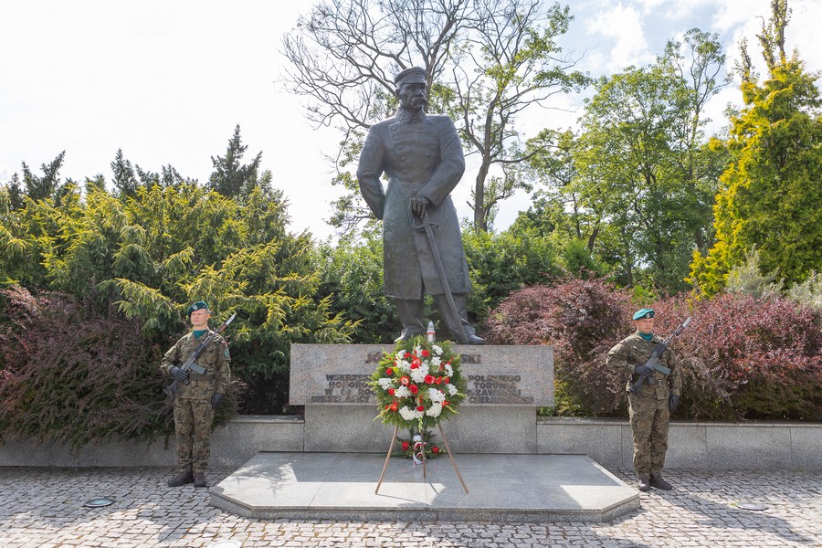 Święto Wojska Polskiego w Toruniu, fot. Mikołaj Kuras dla UMWKP