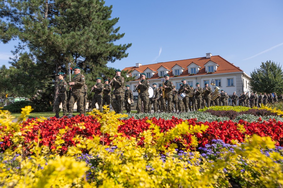 Obchody Święta Wojska Polskiego we Włocławsku, fot. Mikołaj Kuras dla UMWKP