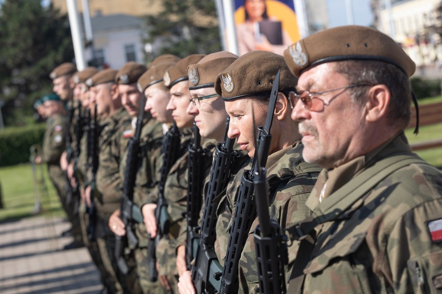 Obchody Święta Wojska Polskiego we Włocławsku, fot. Mikołaj Kuras dla UMWKP